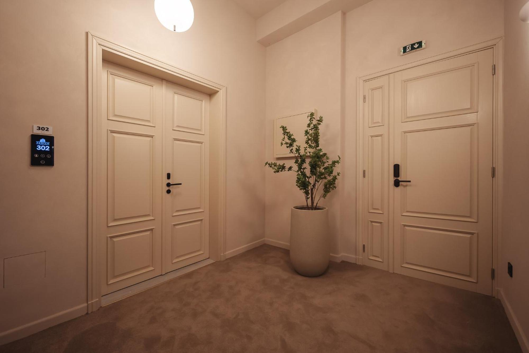 Zenith Premium Suites Солун Екстериор снимка